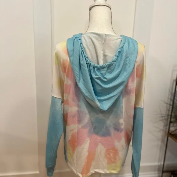 Colorful Tie-Dye Hoodie - Picture 3 of 6